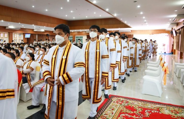 LINE_ALBUM_ซ้อมย่อย รับพระราชทานปริญญาบัตร 310765_220802_5