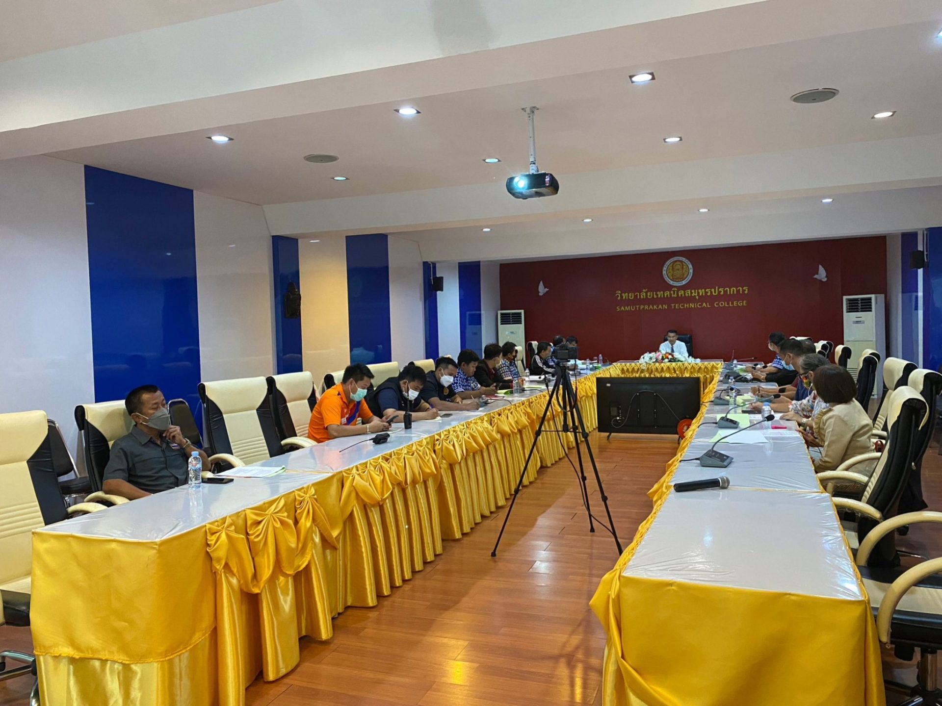 LINE_ALBUM_111165_221111_0