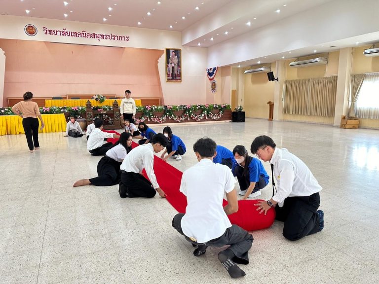 LINE_ALBUM_พับผ้าแดง งานพระสมุทรเจย์ดี_231026_17