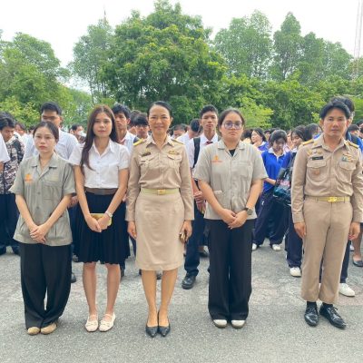 LINE_ALBUM_17869_260817_18